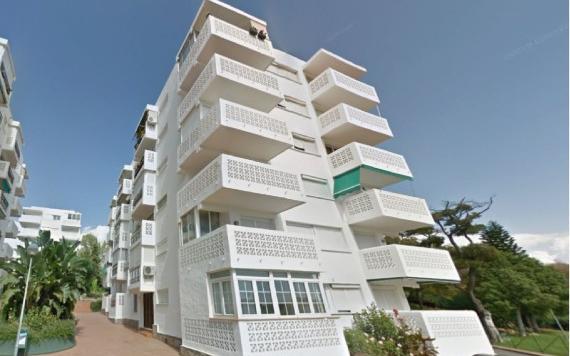 Right Casa Estate Agents Are Selling Luminous 3 bedroom apartment in Estepona