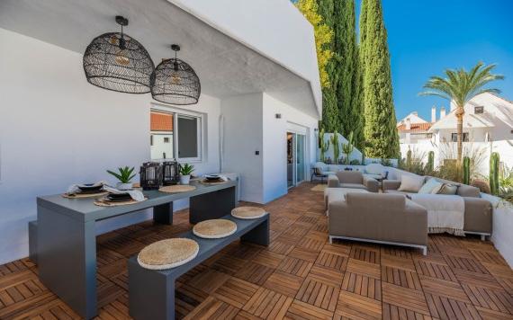 Right Casa Estate Agents Are Selling Wonderful 4 bedroom apartment in Nueva Andalucia