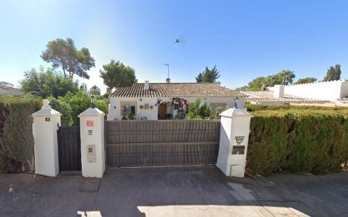 Right Casa Estate Agents Are Selling Well Located Villa For Sale In Calahonda