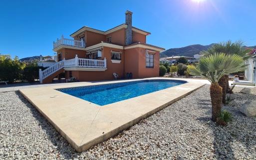 Right Casa Estate Agents Are Selling 4 Bedroom Villa for Sale In Pinos de Alhaurin 