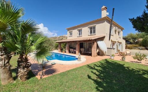 Right Casa Estate Agents Are Selling Beautiful Renovated 5 Bedroom Finca In Coin