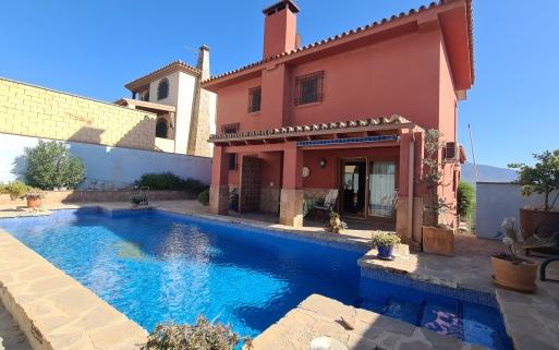 Right Casa Estate Agents Are Selling Charming Three Bedroom Villa For Sale In Coin 