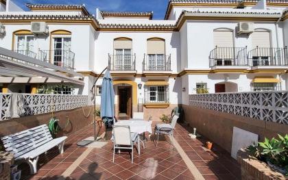 Right Casa Estate Agents Are Selling Townhouse with 3 bedrooms and Sunny Terrace in Estepona.