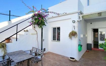 Right Casa Estate Agents Are Selling Beautiful Andalusian Style Family Townhouse in Alhaurin el Grande. 