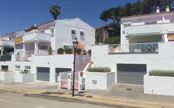 Right Casa Estate Agents Are Selling 825369 - Chalet For sale in Cabopino, Marbella, Málaga, Spain
