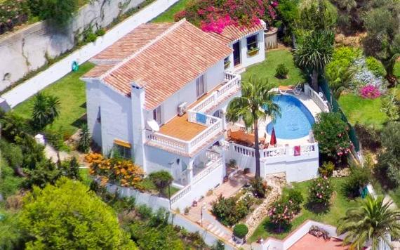 Right Casa Estate Agents Are Selling 824118 - Chalet For sale in Torremar, Benalmádena, Málaga, Spain