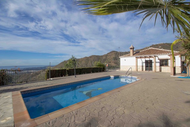 826926 - Country Home For sale in Arenas, Málaga, Spain