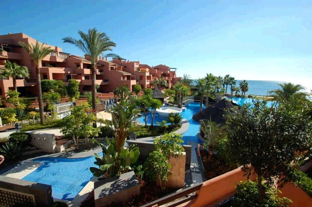 553733 - Apartment en alquiler en New Golden Mile Playa, Estepona, Málaga, España