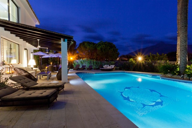 Luxury Villa for Sale Nueva Andalucia Marbella (26) (Large)