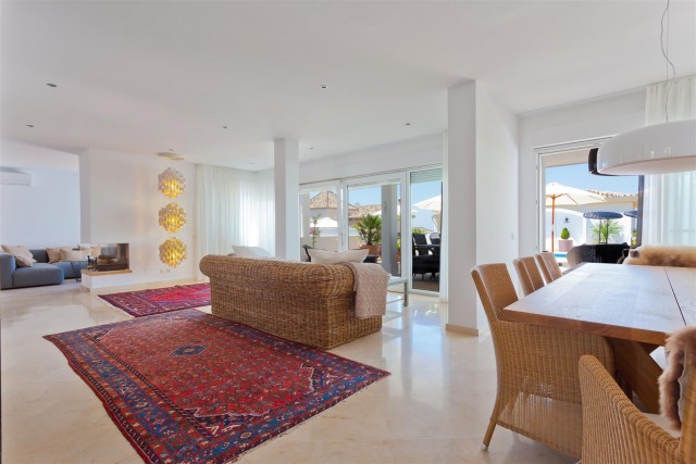 Luxury Villa for sale East Marbella Spain (10) (Large)