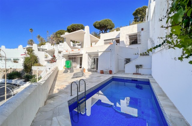 826618 - Villa en venta en Río Real, Marbella, Málaga, España