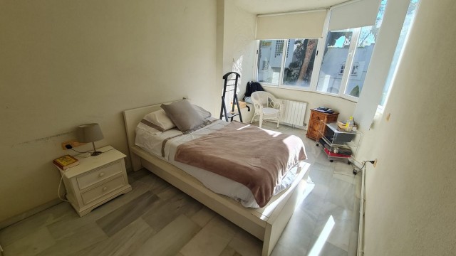 bedroom (1)