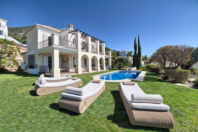 724005 - Villa For sale in Istán, Málaga, Spain