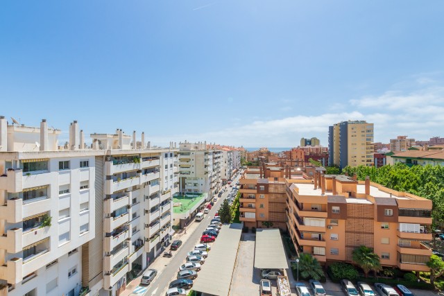 827088 - Apartment For sale in Fuengirola, Málaga, Spain