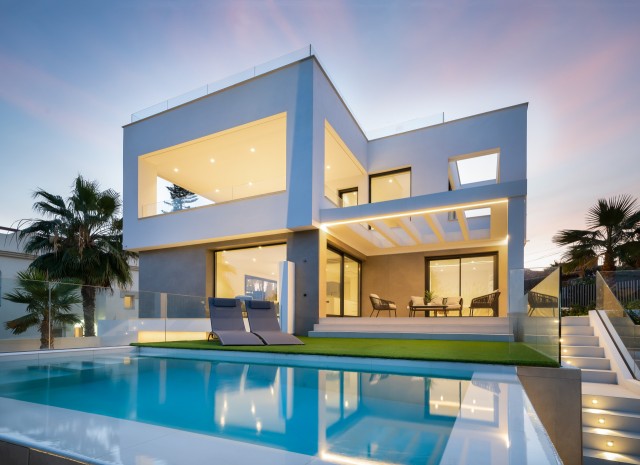 822692 - Villa independiente en venta en Estepona, Málaga, España