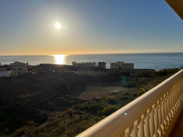 Carvajal Luxury Sea View Apartment With 2 Bedrooms, Fuengirola